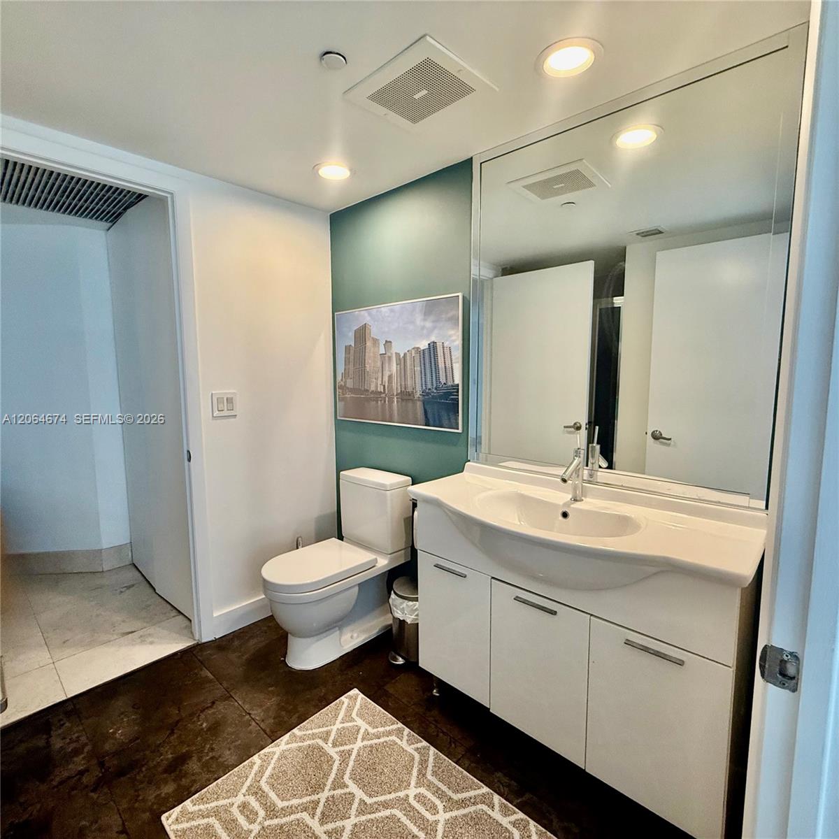 Photo of 475 Brickell Avenue 1609 #1609 listing for Sale