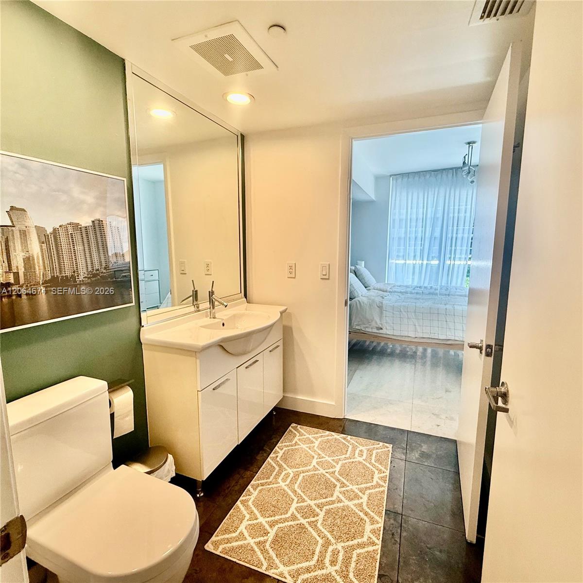Photo of 475 Brickell Avenue 1609 #1609 listing for Sale
