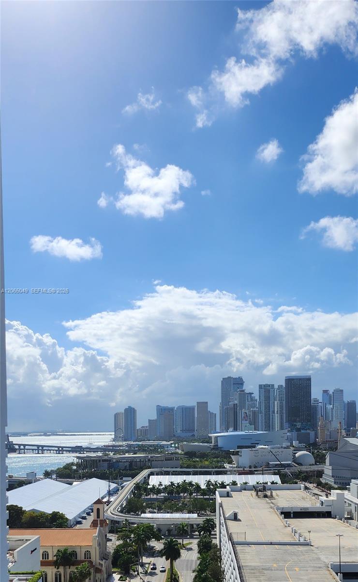 Photo of 1750 N Bayshore Drive 2010 #2010 listing for Sale