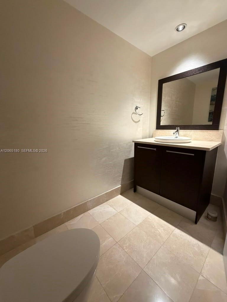 Photo of 17121 Collins Avenue 1208 #1208 listing for Sale