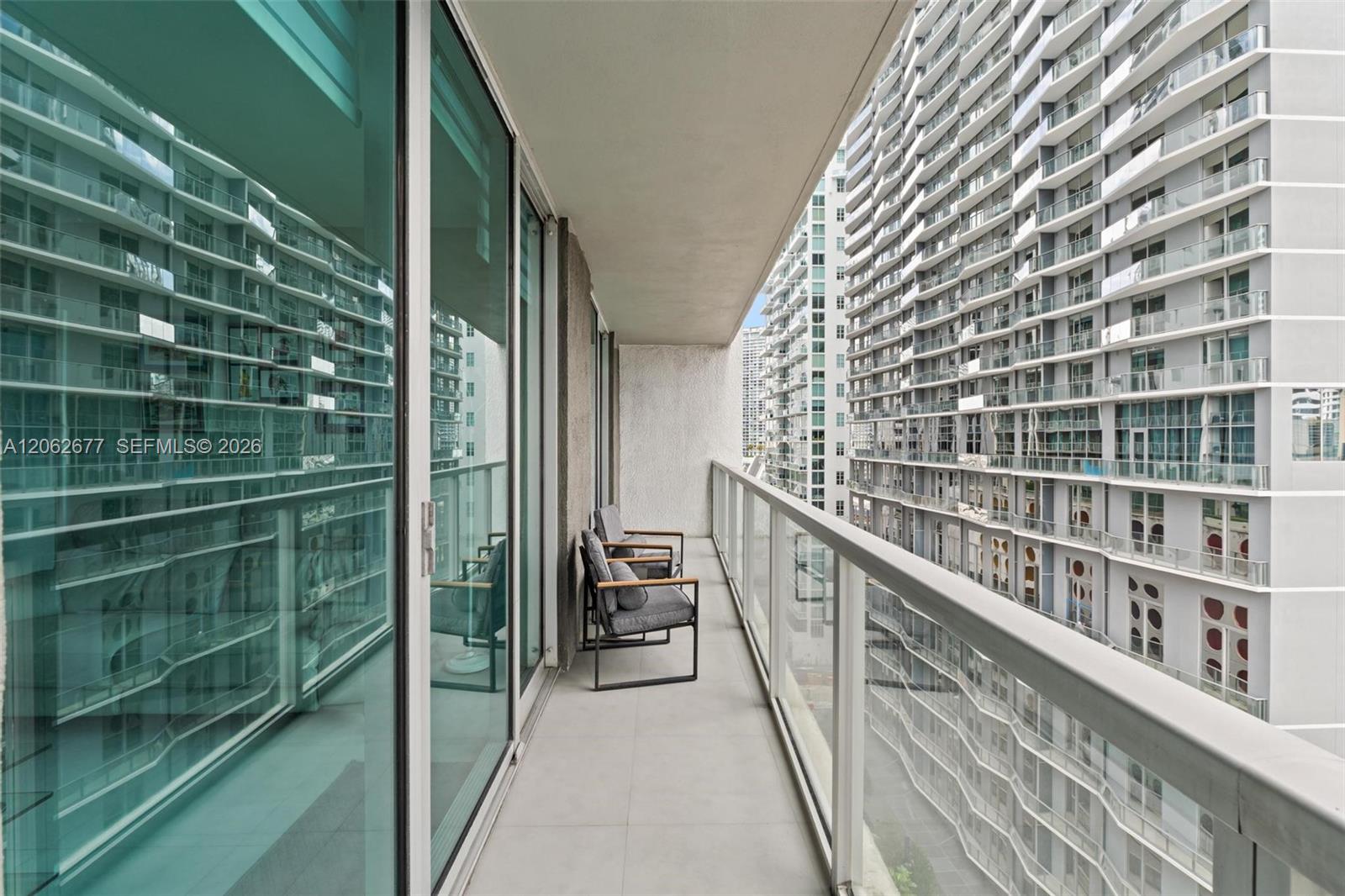 Photo of 500 Brickell Avenue 1405 #1405 listing for Sale