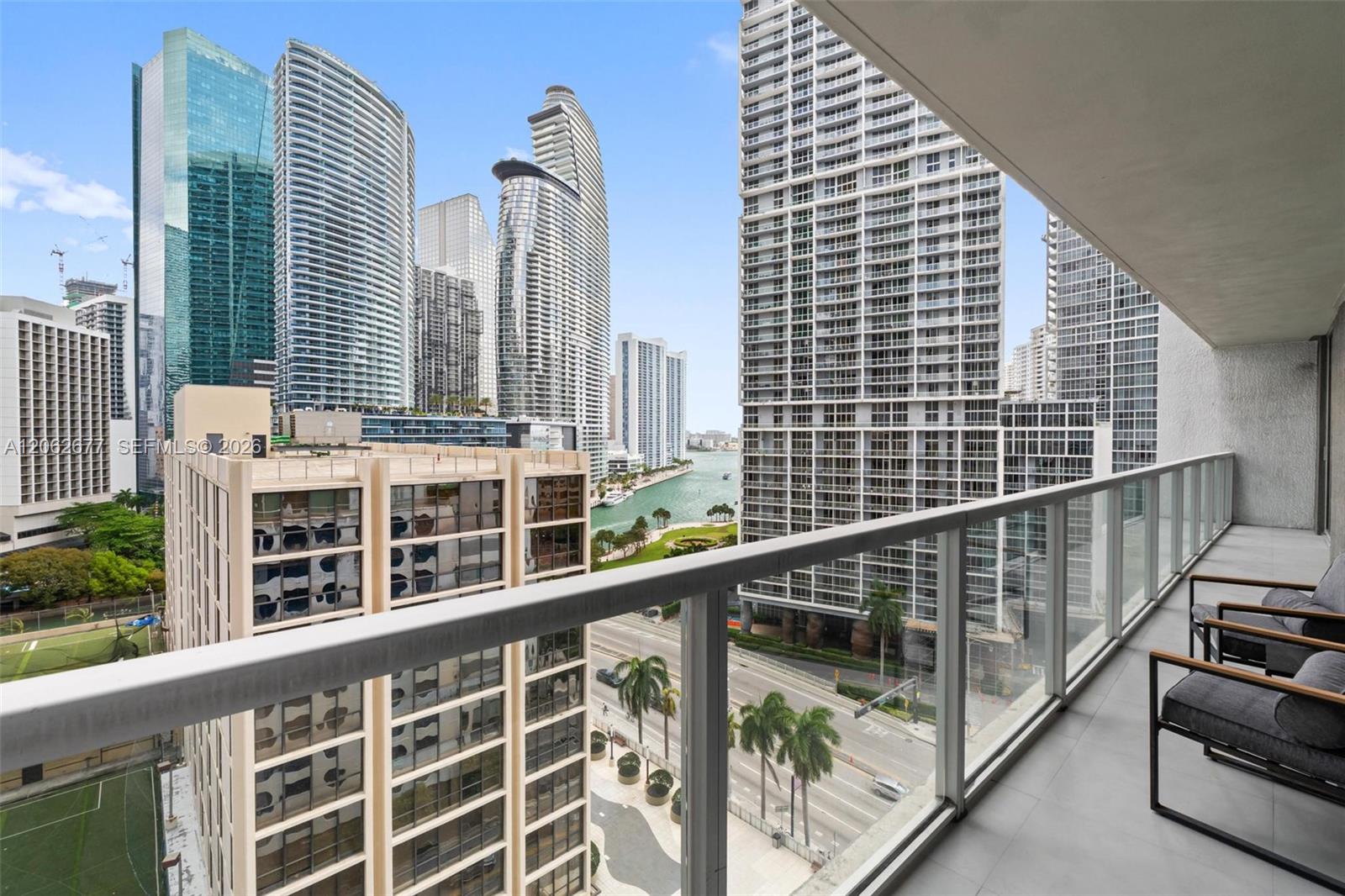 Photo of 500 Brickell Avenue 1405 #1405 listing for Sale