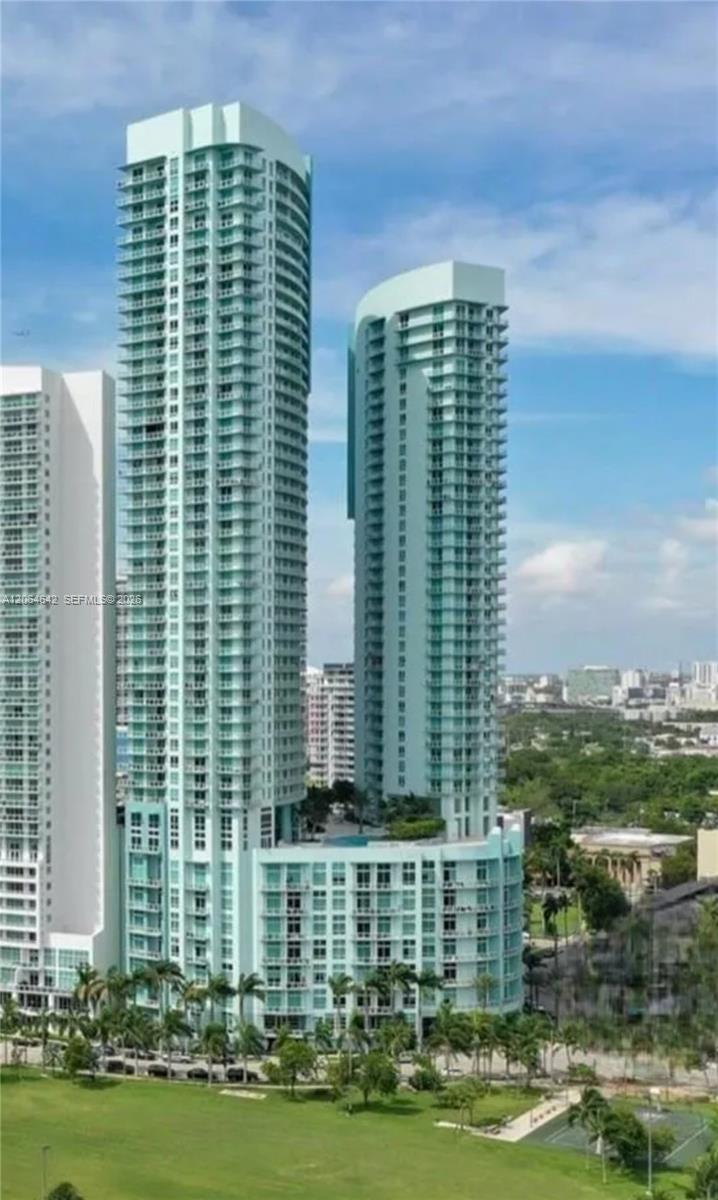 Photo of 1900 N Bayshore Drive 512 #512 listing for Sale