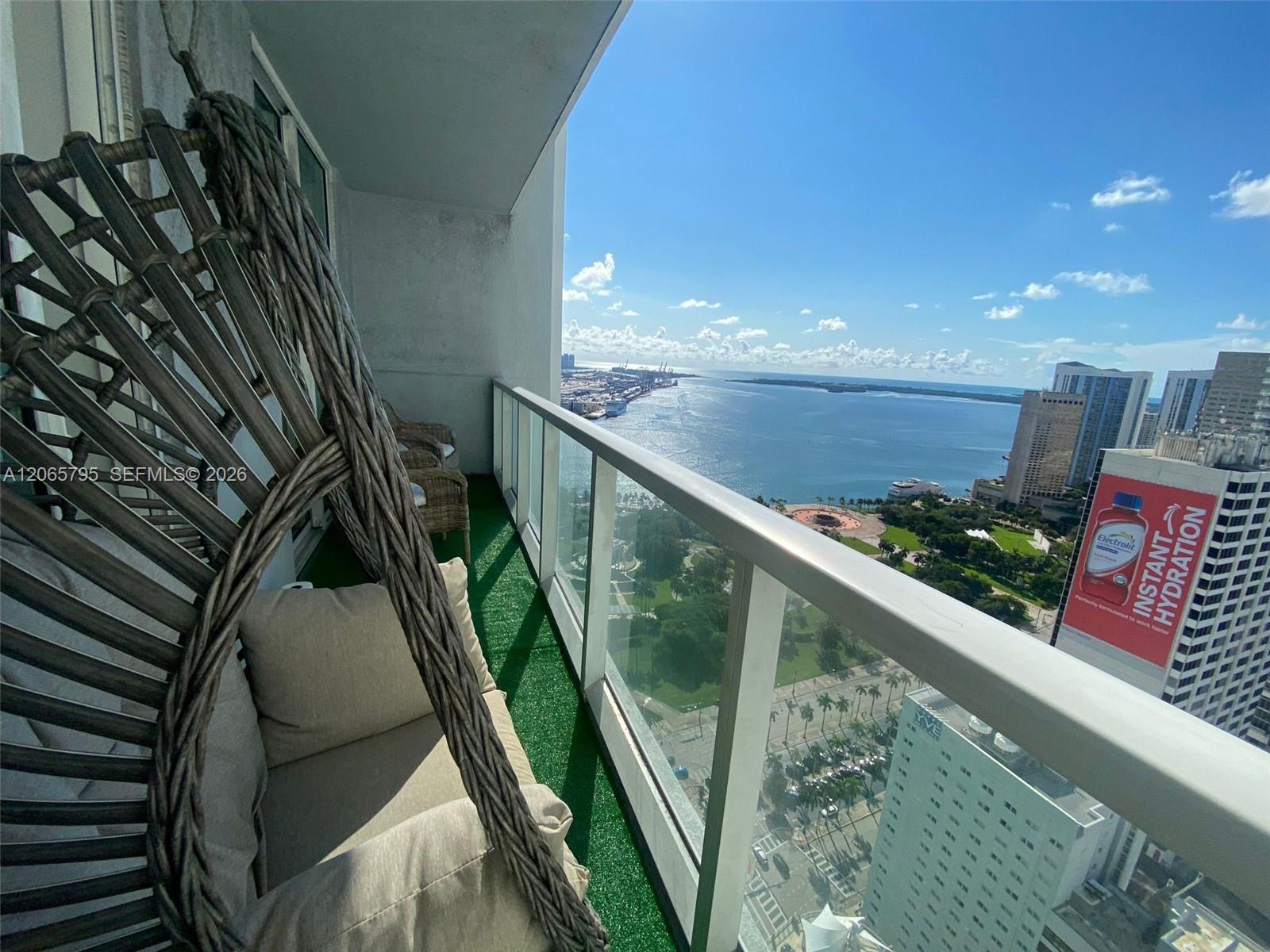 Photo of 244 Biscayne Boulevard 3707 #3707 listing for Sale