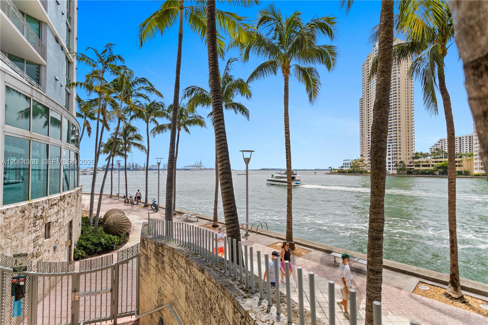 Photo of 325 S Biscayne Boulevard 3421 #3421 listing for Sale