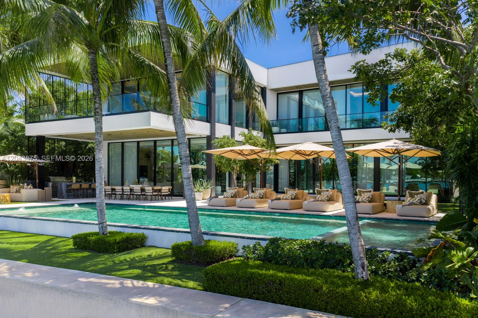 Photo of 58 La Gorce Circle # listing for Sale
