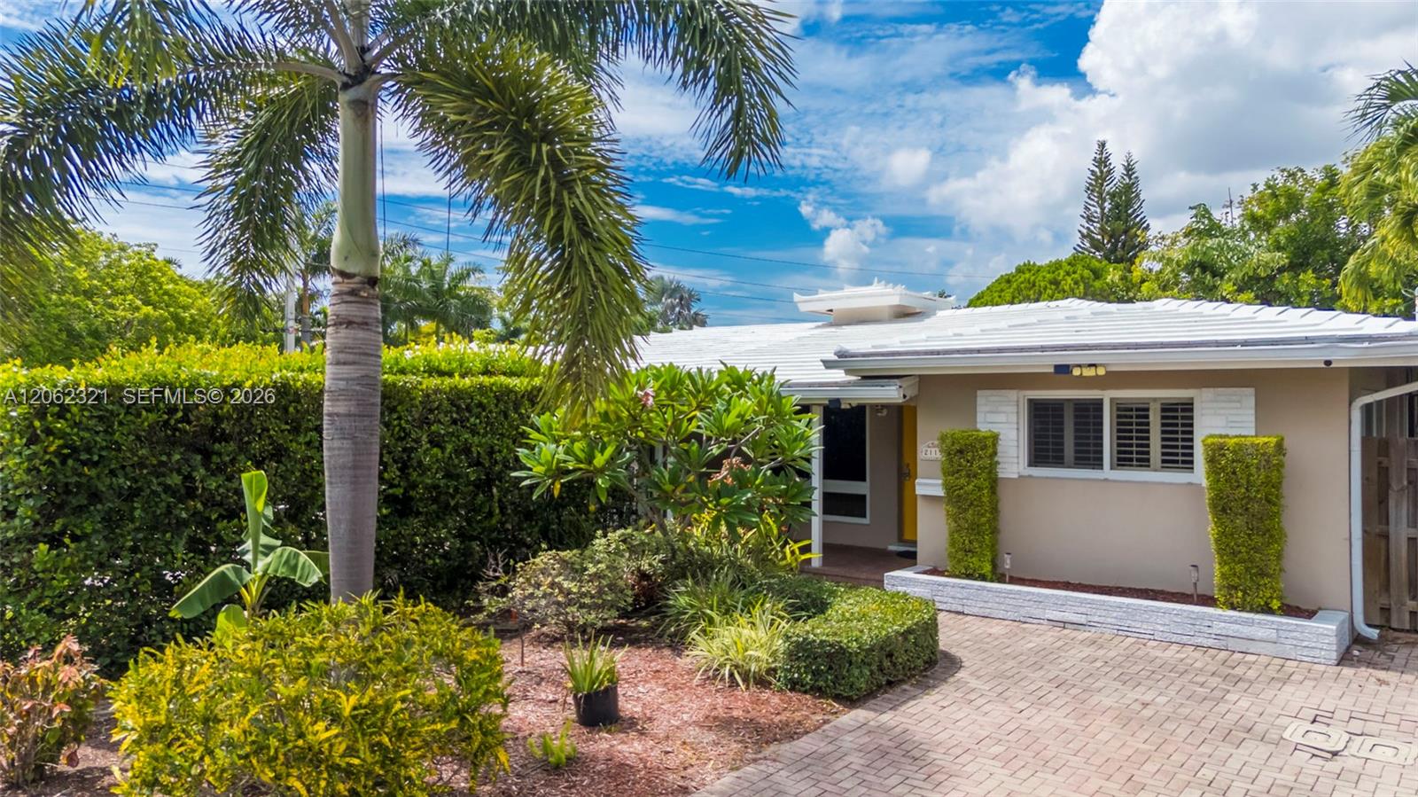 Photo of #A12062321 listing for Sale