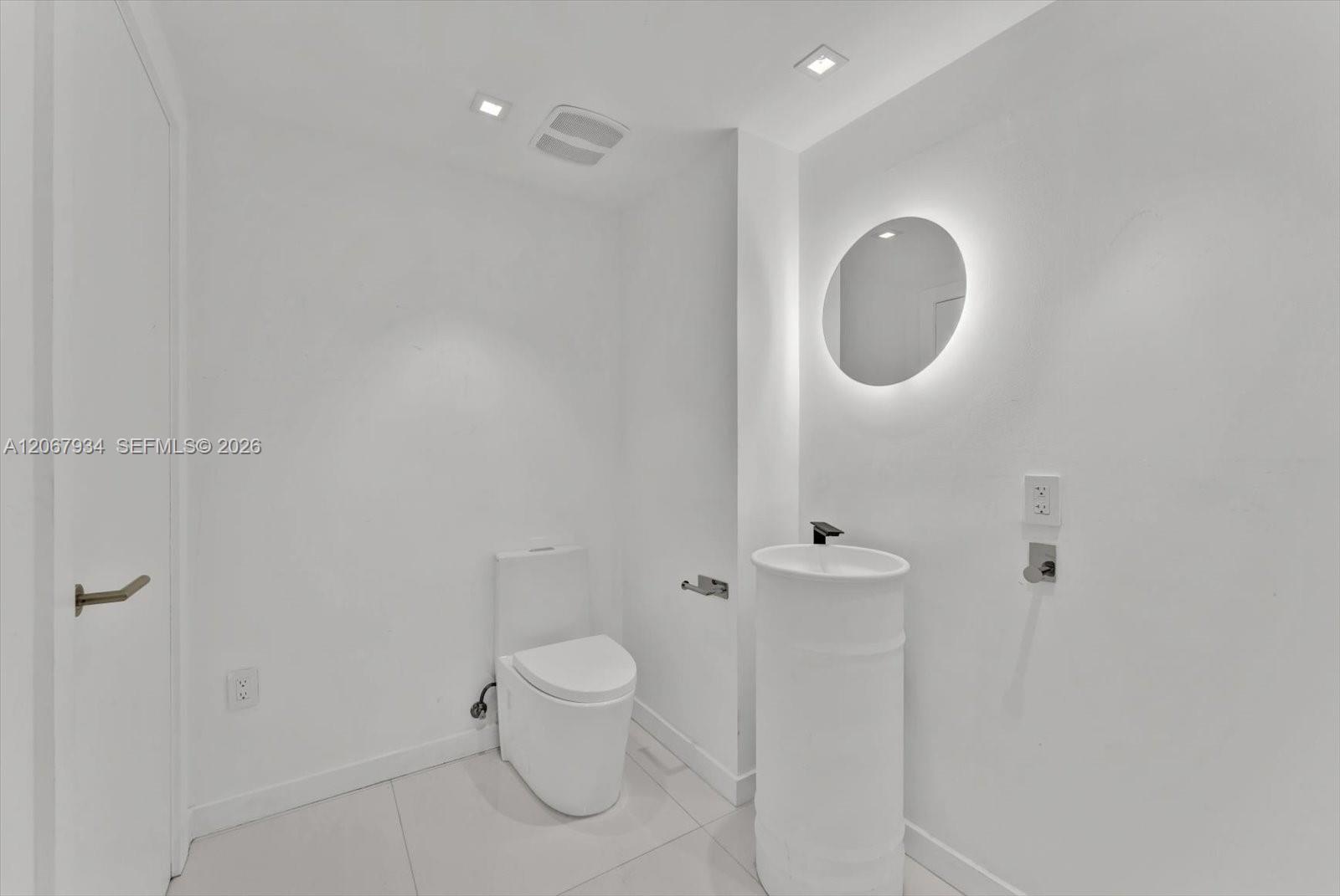 Photo of 520 West Avenue 2101 #2101 listing for Sale
