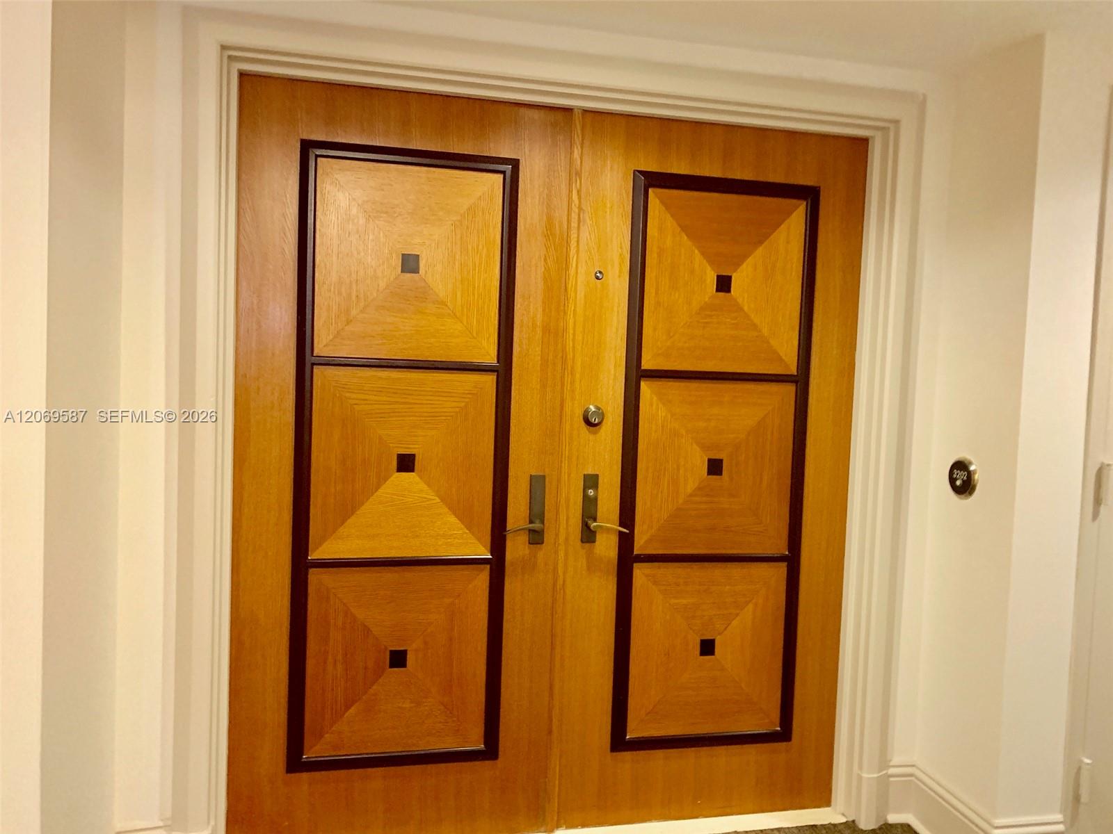 Photo of 17555 Collins Avenue 3202 #3202 listing for Sale