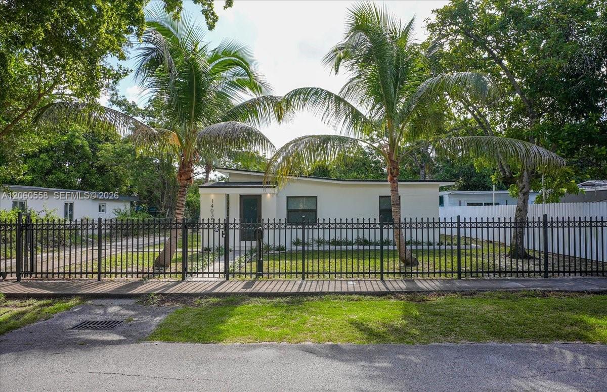 Photo of #A12060558 listing for Sale