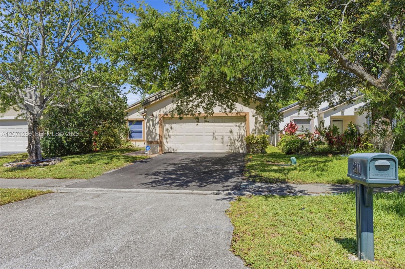 Photo of #A12071286 listing for Sale