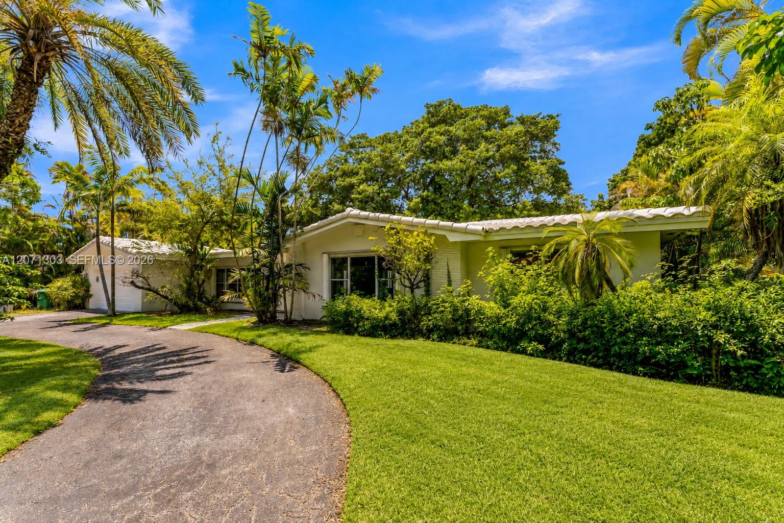Photo of #A12071303 listing for Sale