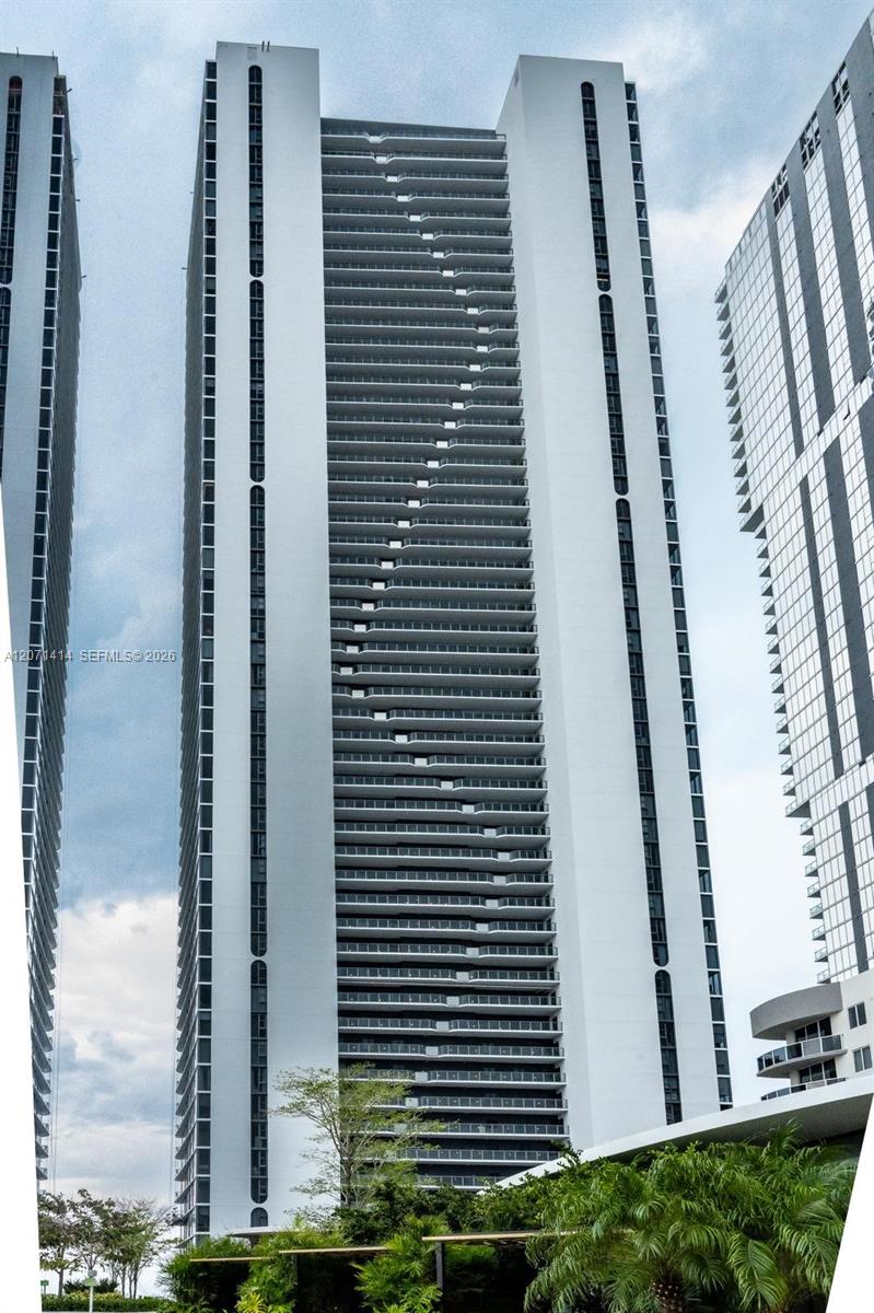Photo of 700 NE 24th Street 1506 #1506 listing for Sale