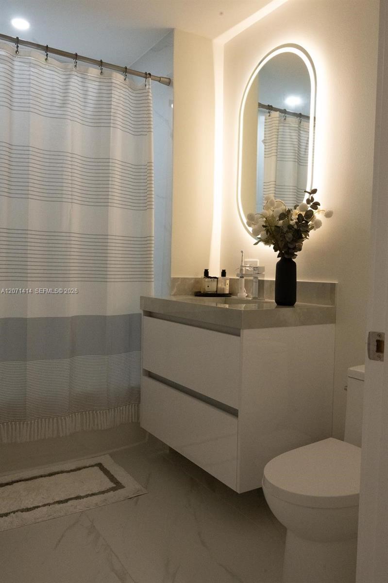 Photo of 700 NE 24th Street 1506 #1506 listing for Sale