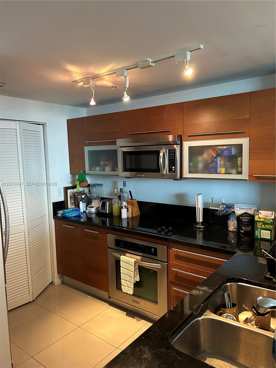 Photo of 244 Biscayne Boulevard 3106 #3106 listing for Sale