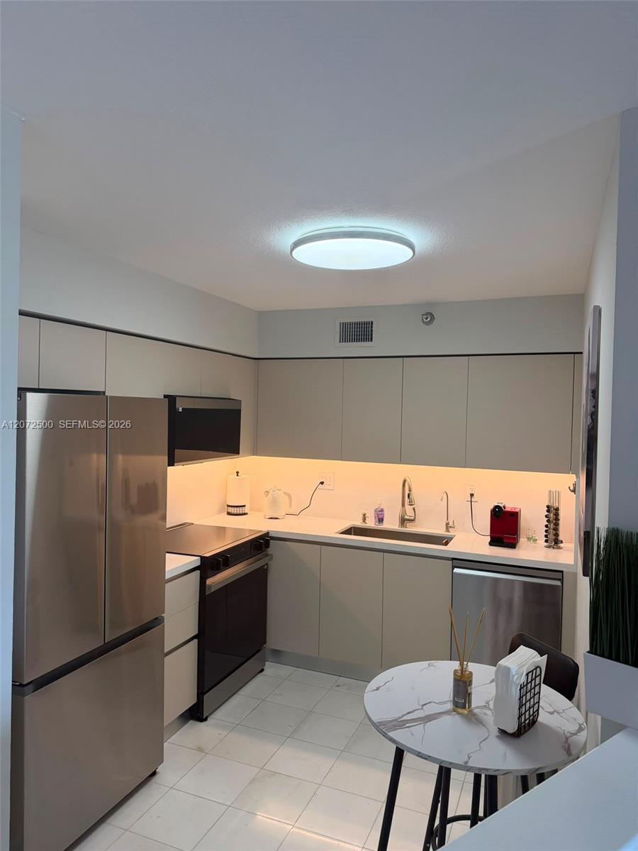 Photo of 3400 NE 192nd Street 511 #511 listing for Sale