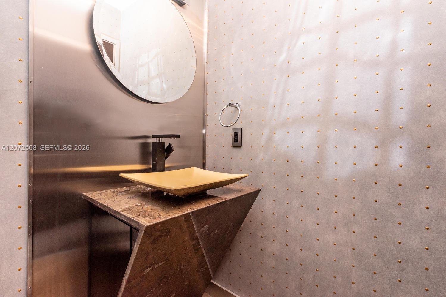 Photo of 50 S Pointe Drive 905 #905 listing for Sale