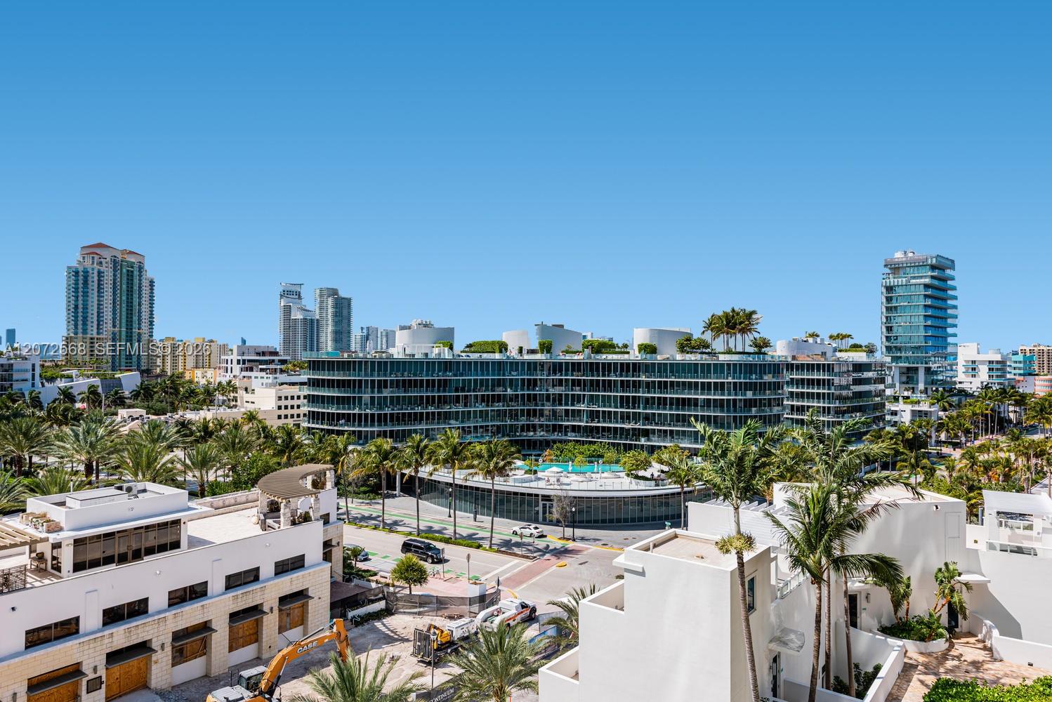 Photo of 50 S Pointe Drive 905 #905 listing for Sale