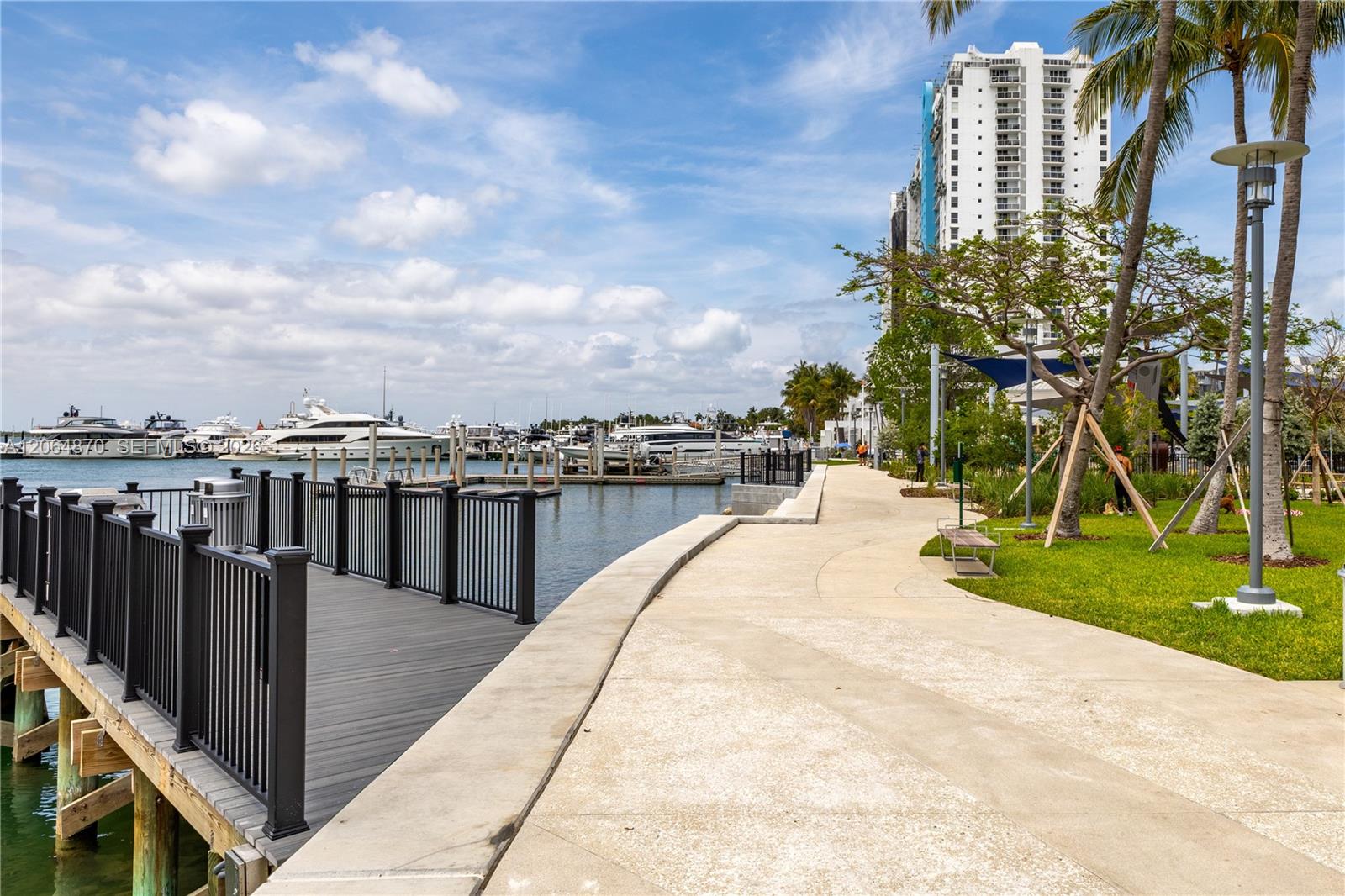 Photo of 1900 Sunset Harbour Drive 2008 #2008 listing for Sale