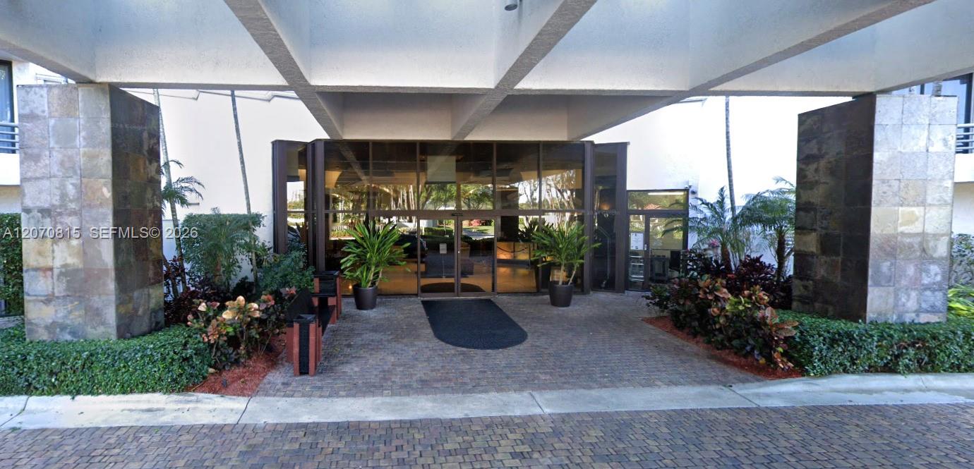 Photo of 3300 NE 192nd Street 517 #517 listing for Sale