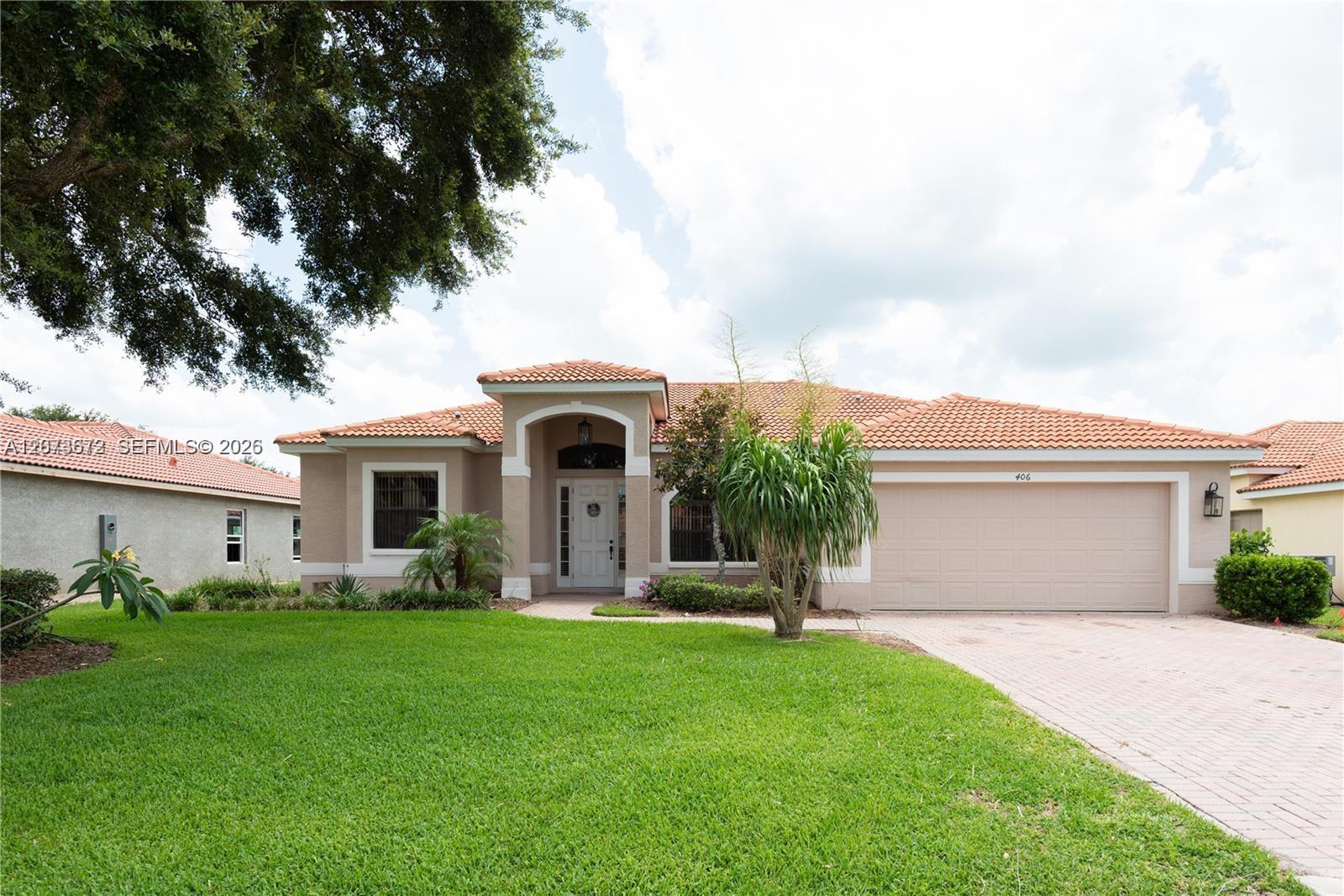 Photo of #A12073672 listing for Sale