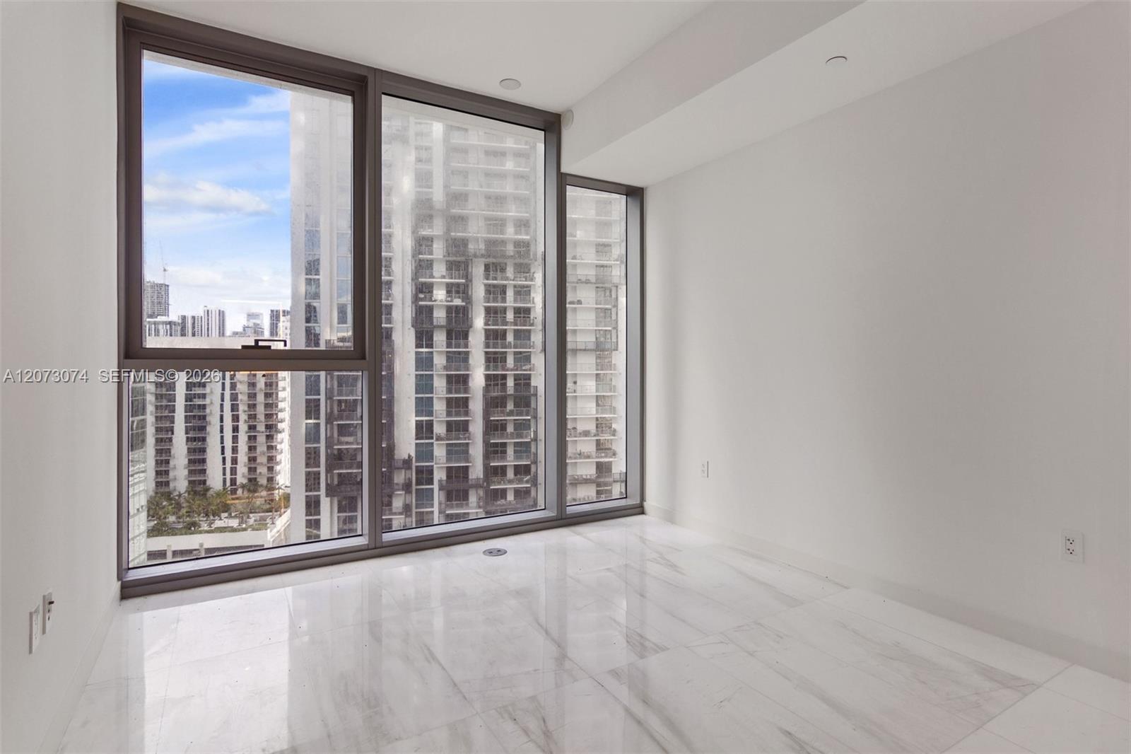 Photo of 300 Biscayne Boulevard Way 2608W #2608W listing for Sale