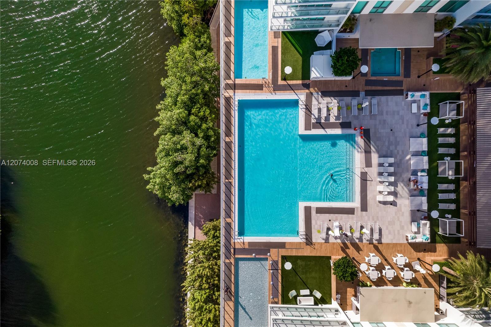 Photo of 330 Sunny Isles Boulevard 5-2403 #5-2403 listing for Sale