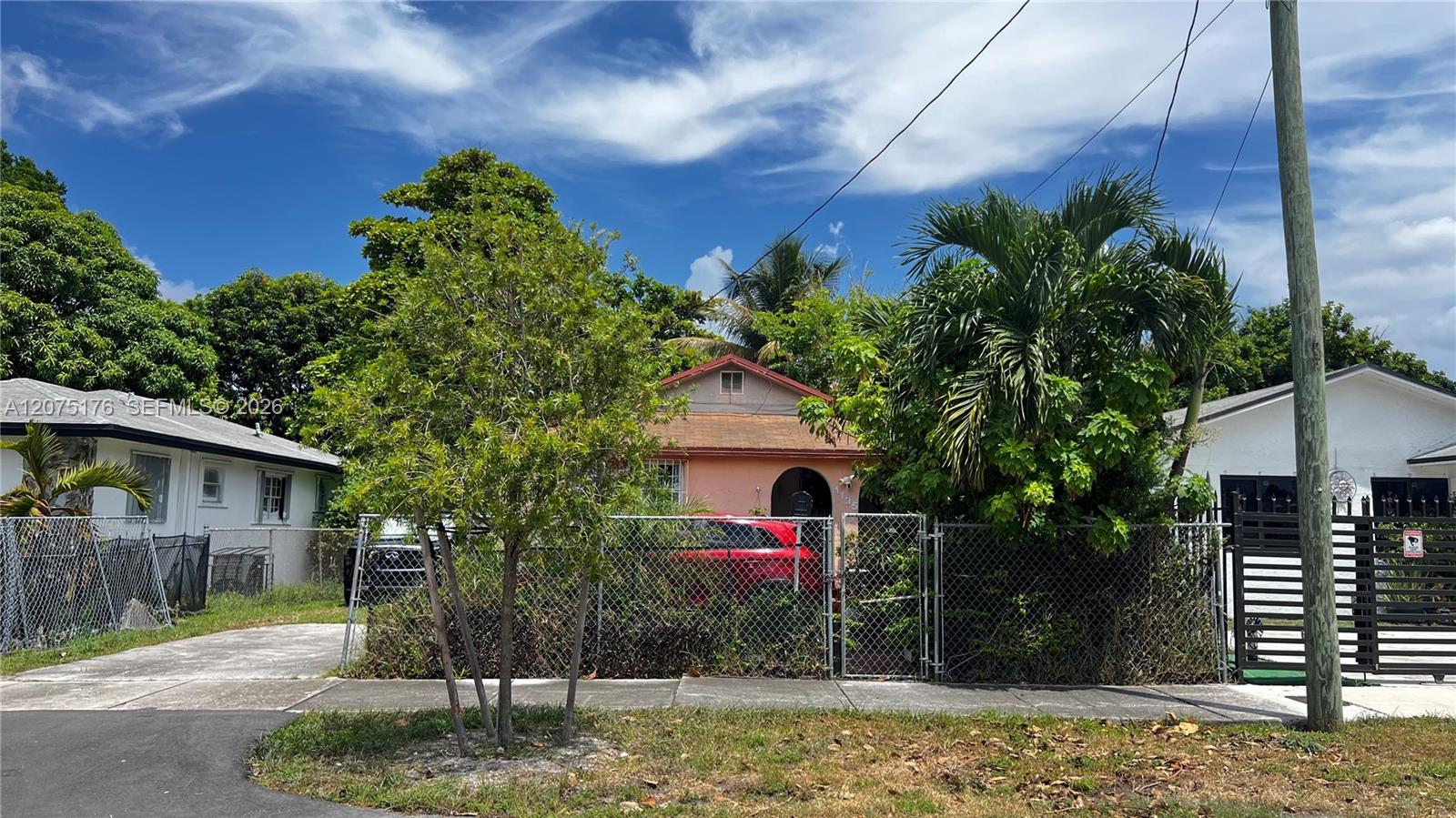 Photo of #A12075176 listing for Sale