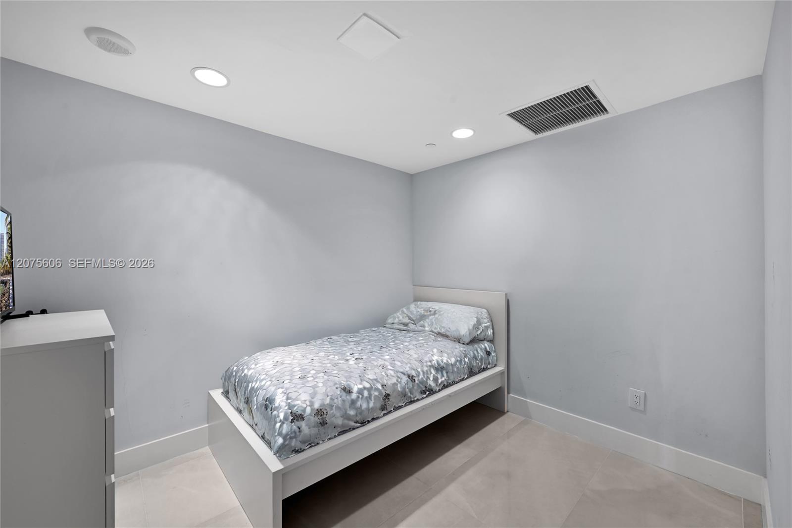 Photo of 3301 NE 183rd Street 509 #509 listing for Sale