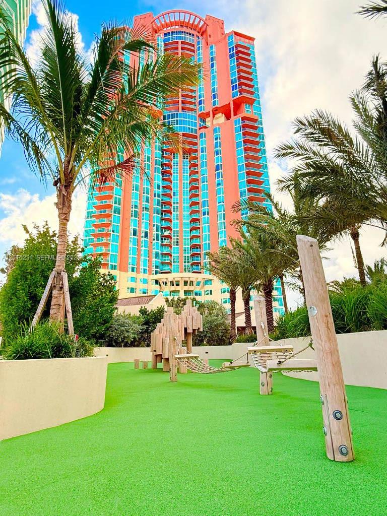 Photo of 300 Pointe Drive 2806 #2806 listing for Sale