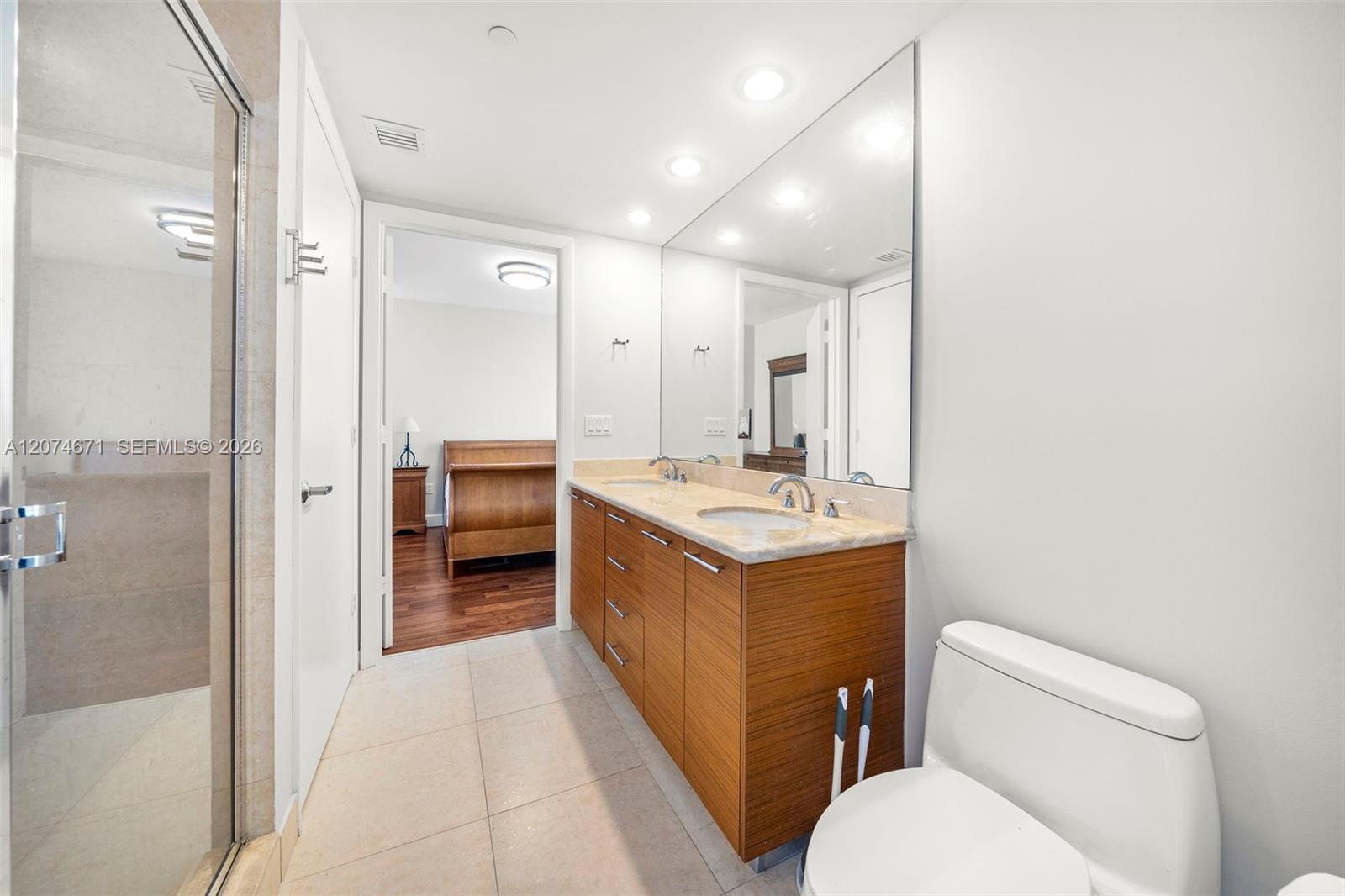 Photo of 50 Biscayne Boulevard 4402 #4402 listing for Sale