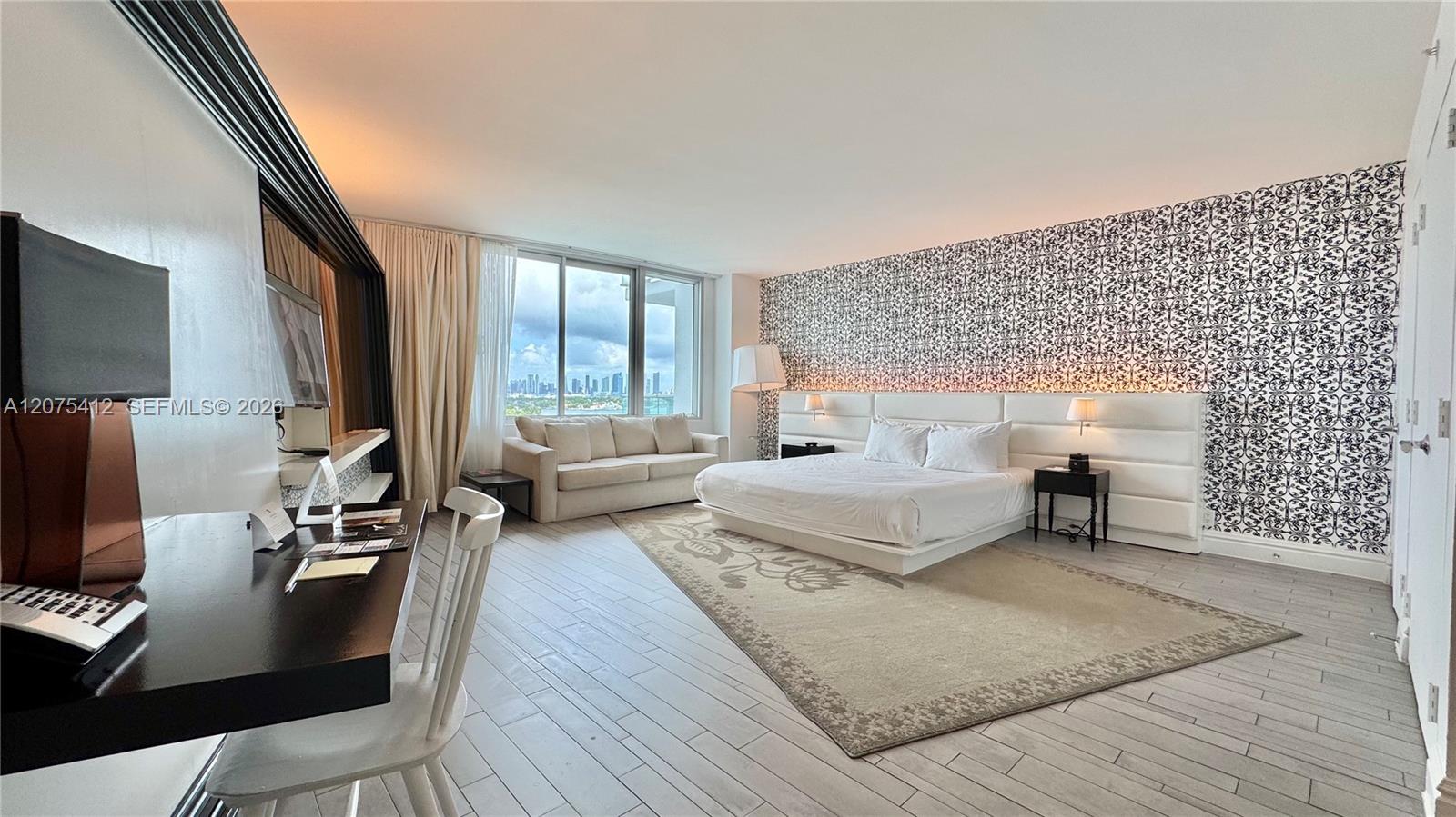 Photo of 1100 West Avenue 1108 #1108 listing for Sale