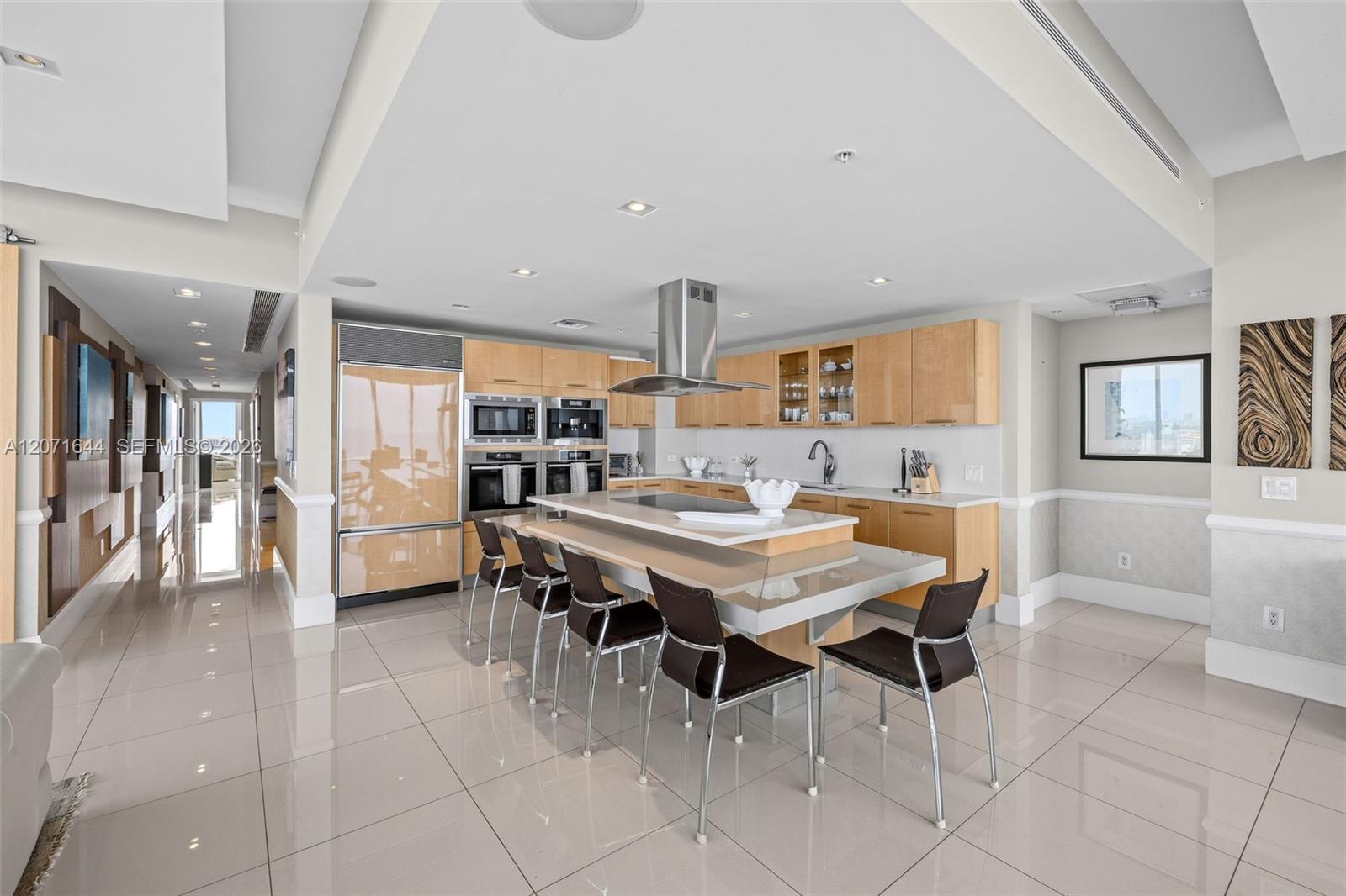 Photo of 6899 Collins Avenue 2708 #2708 listing for Sale