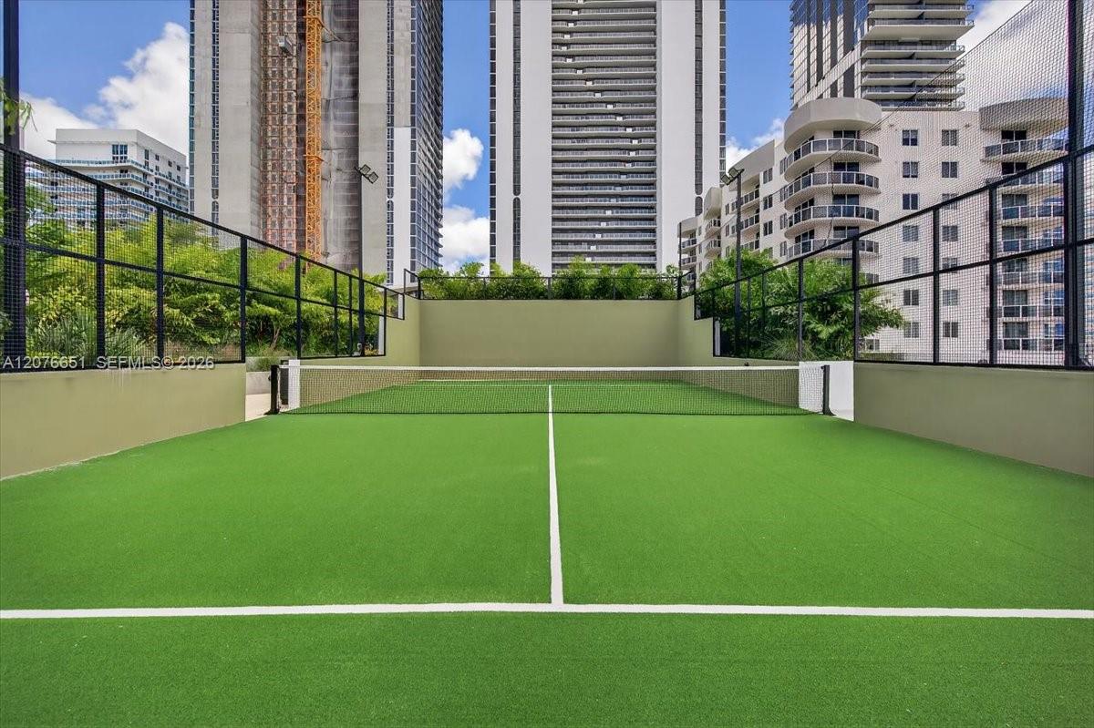 Photo of 700 NE 24th Street 1407 #1407 listing for Sale