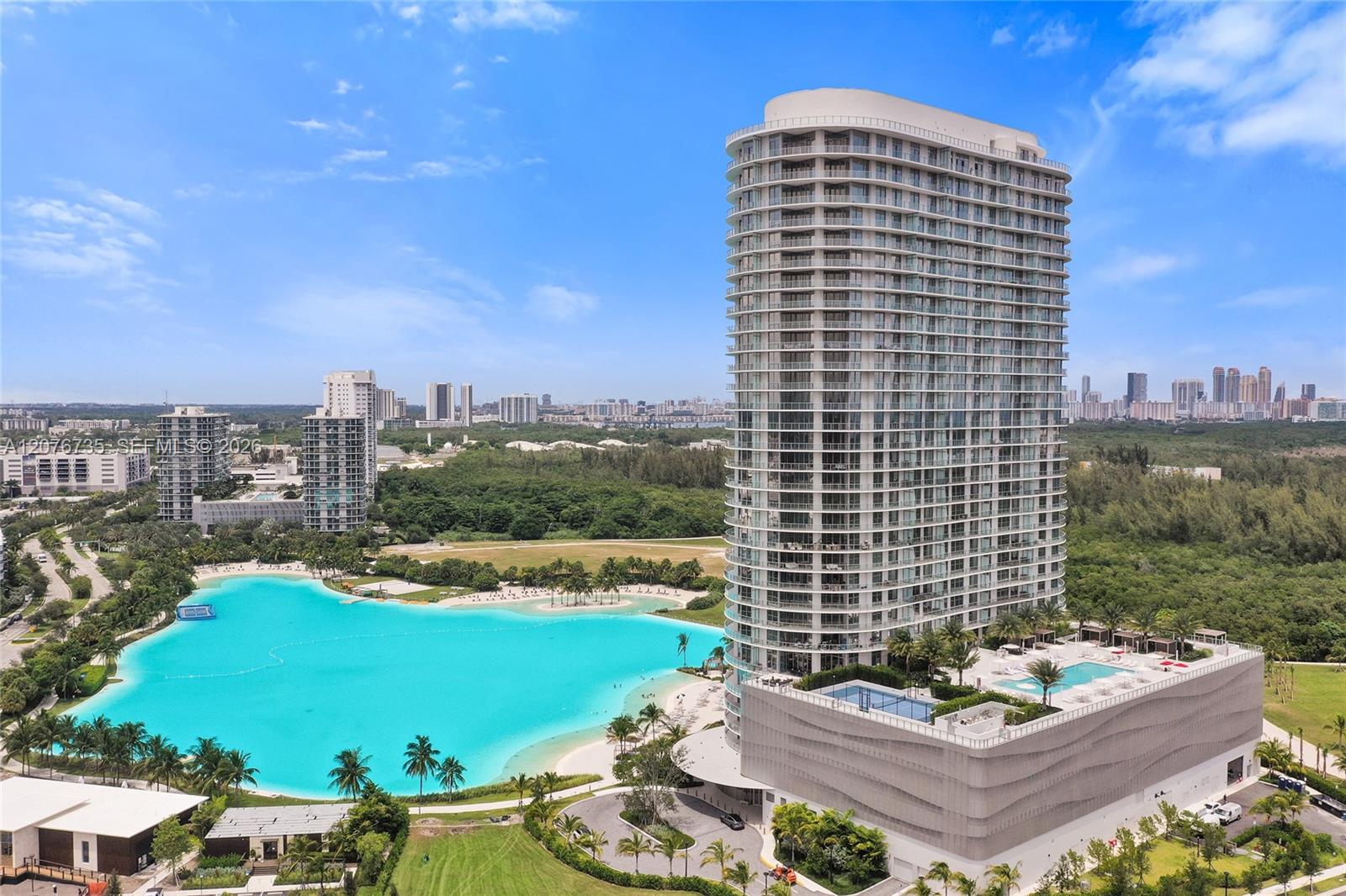 Photo of 2411 Laguna Circle 2511 #2511 listing for Sale