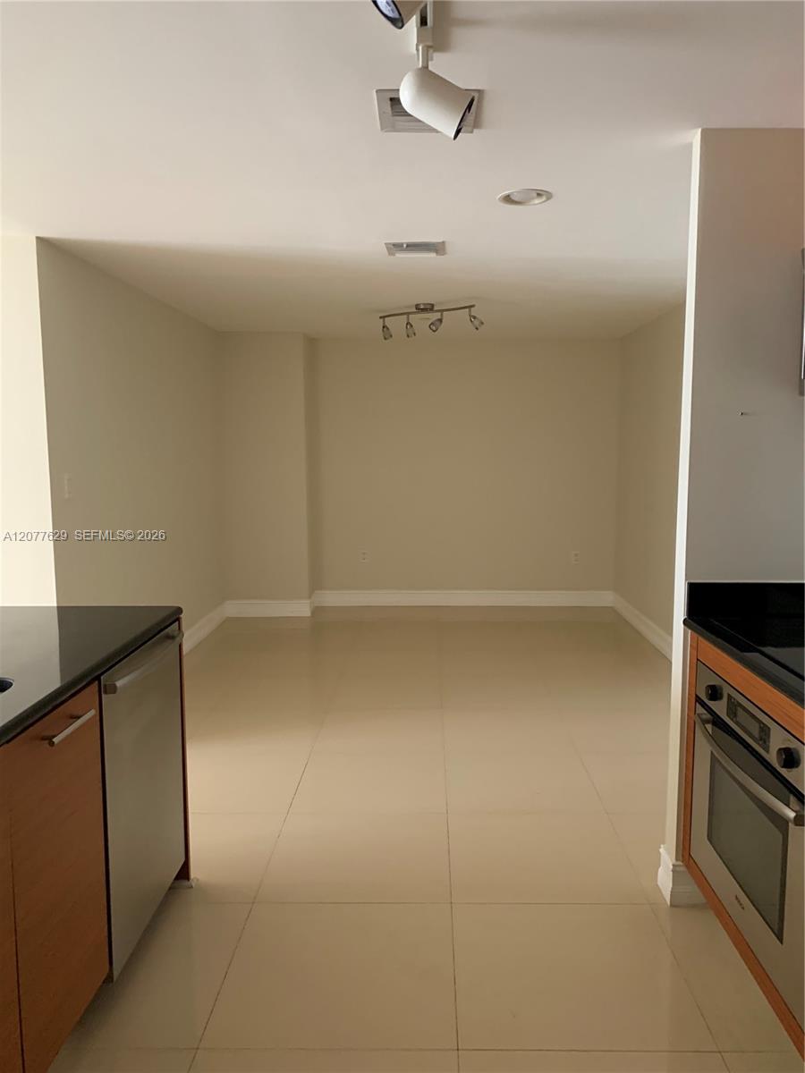Photo of 50 Biscayne Boulevard 2507 #2507 listing for Sale