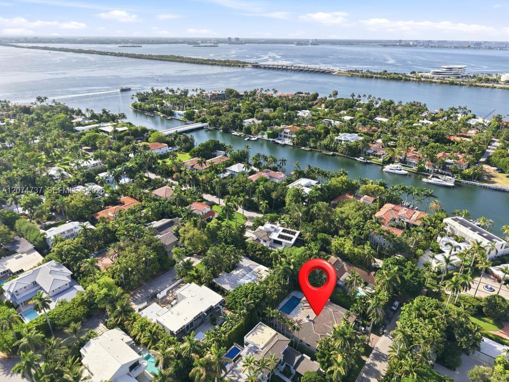Photo of 2532 NW Lake Avenue # listing for Sale