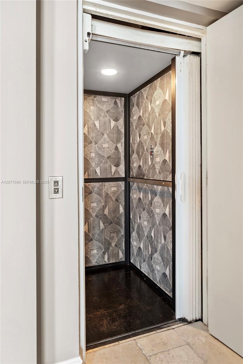 Photo of 5801 Collins Avenue PH1600 #PH1600 listing for Sale