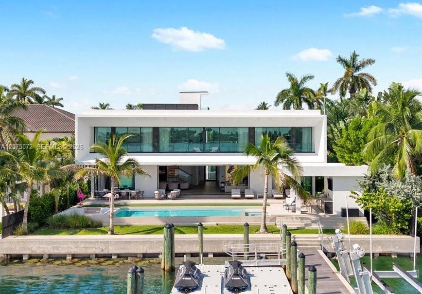 Photo of 375 N Hibiscus Drive # listing for Sale