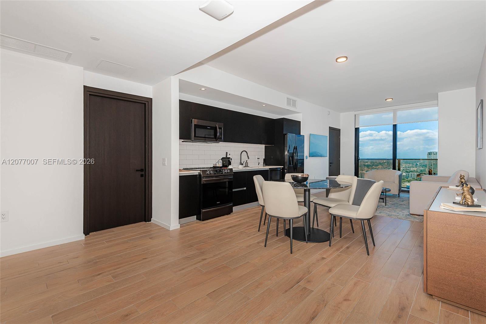 Photo of 398 NE 5th 4118 #4118 listing for Sale