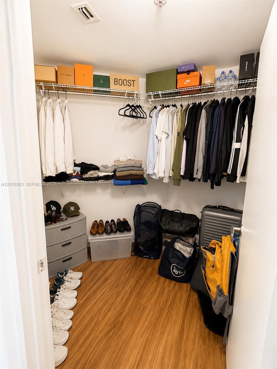 Photo of 1900 N Bayshore Drive 3005 #3005 listing for Sale
