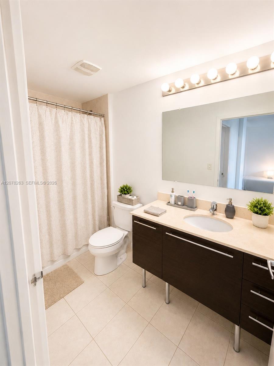 Photo of 1900 N Bayshore Drive 3005 #3005 listing for Sale
