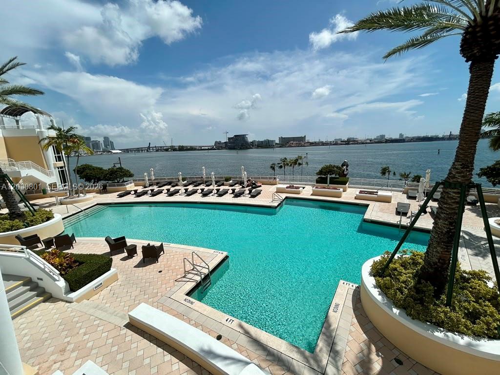 Photo of 808 Brickell Key Drive 404 #404 listing for Sale