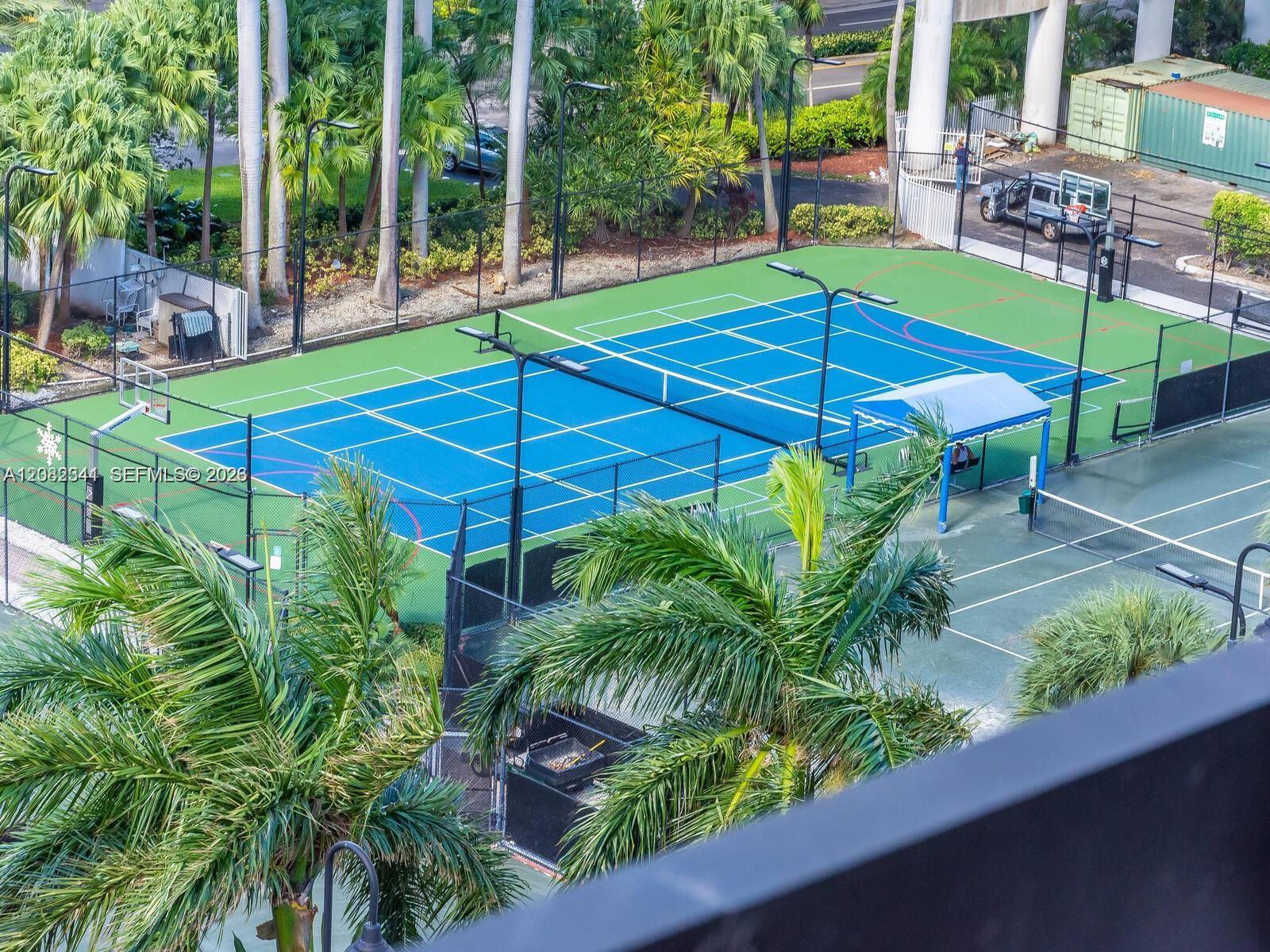 Photo of 19101 NE 36th Court 1704 #1704 listing for Sale