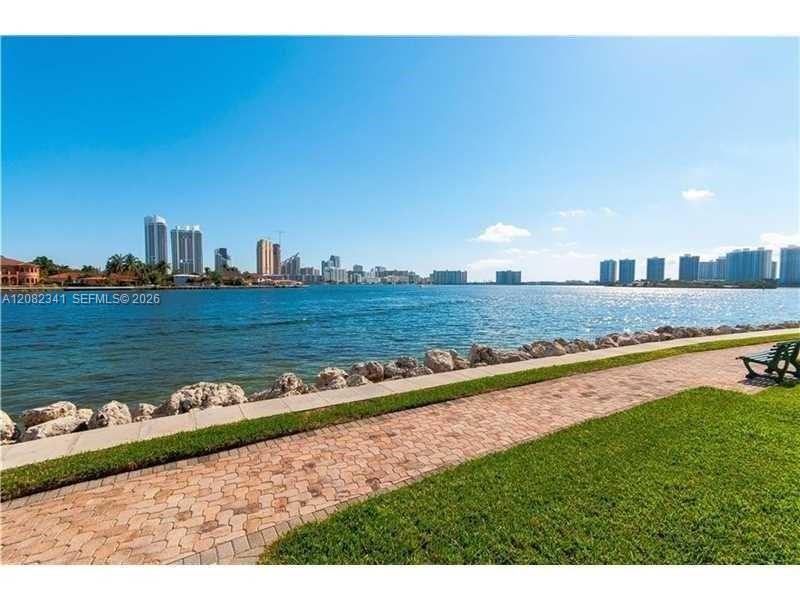 Photo of 19101 NE 36th Court 1704 #1704 listing for Sale