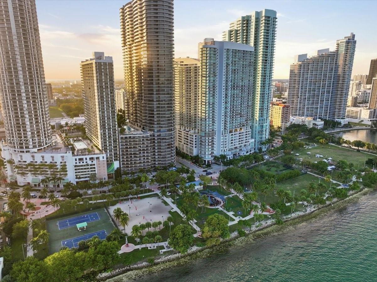 Photo of 1900 N Bayshore Drive 1518 #1518 listing for Sale
