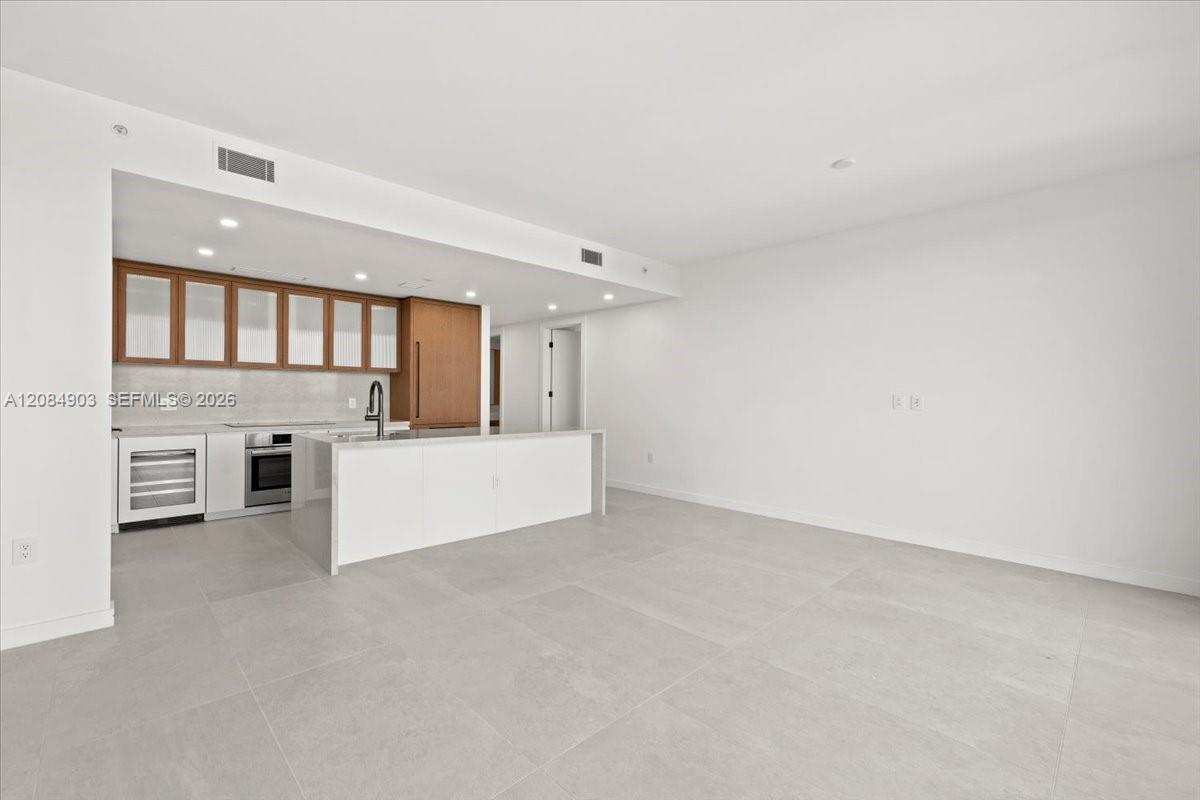 Photo of 2200 Brickell Avenue 422 #422 listing for Sale