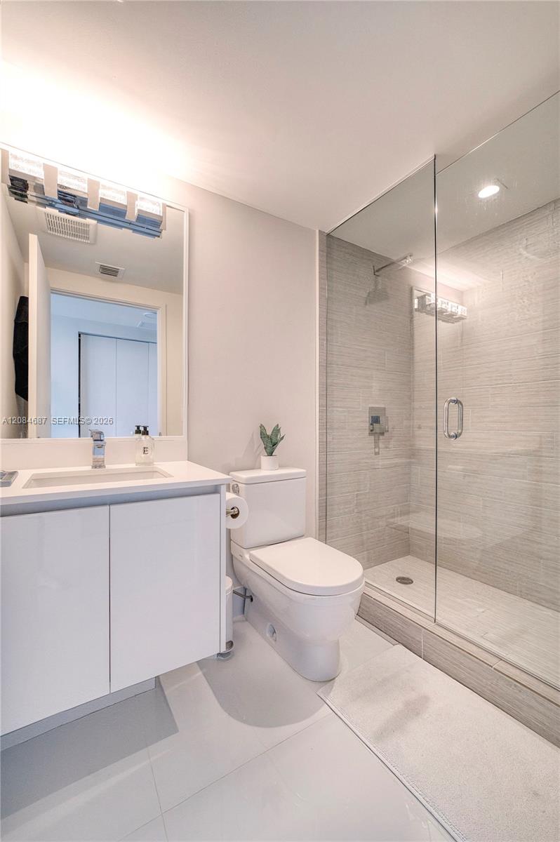 Photo of 300 Sunny Isles Boulevard 4-1701 #4-1701 listing for Sale