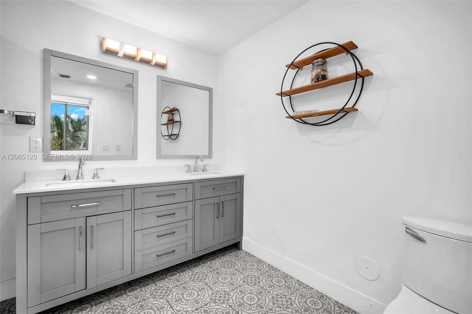 Photo of 3029 NE 188th Street 725 #725 listing for Sale