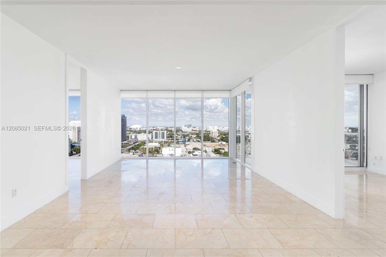 Photo of 1040 Biscayne Boulevard 1806 #1806 listing for Sale
